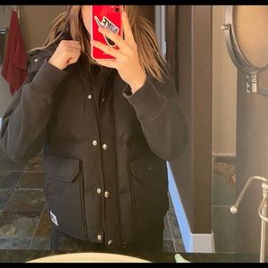 Women’s North Face Puffer Vest